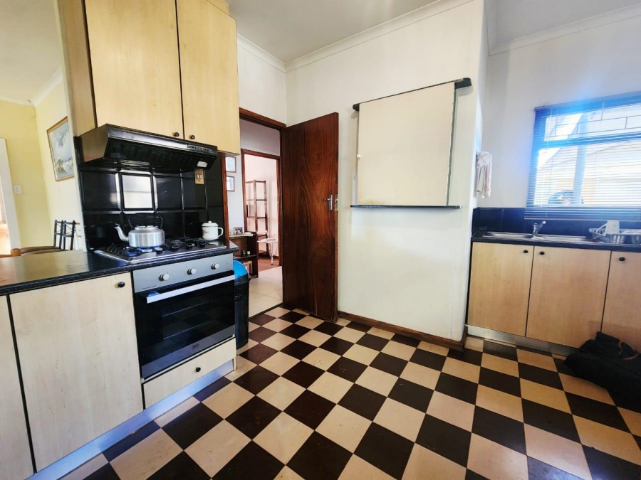 To Let 3 Bedroom Property for Rent in Bothasig Western Cape